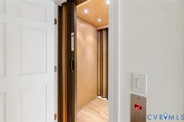 $865,000 | 213 West Brook Run Drive, Richmond, VA 23238