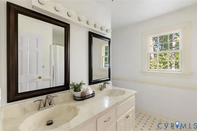 $865,000 | 213 West Brook Run Drive, Richmond, VA 23238