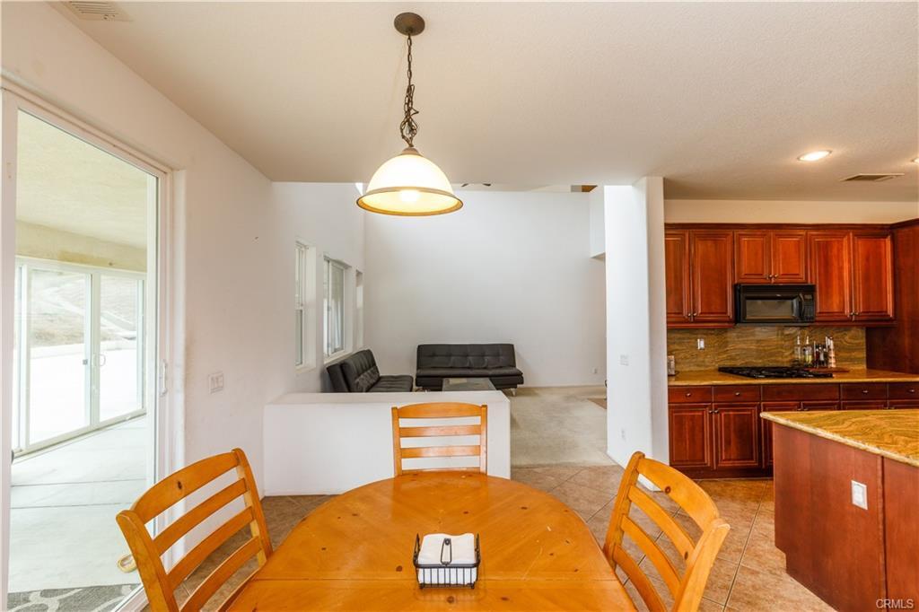 34537 Desert Road Acton, CA 93510 - Photo 15 of 73 16