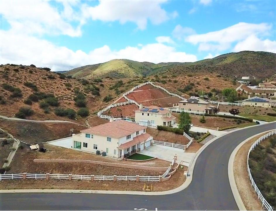 34537 Desert Road Acton, CA 93510 - Photo 4 of 73 04
