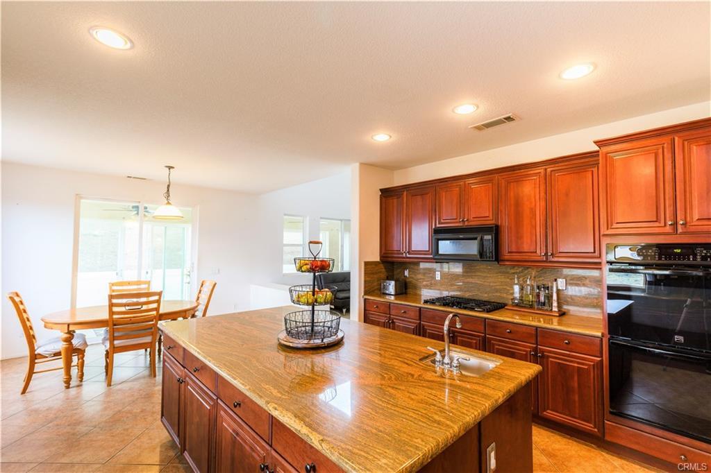 34537 Desert Road Acton, CA 93510 - Photo 10 of 73 11
