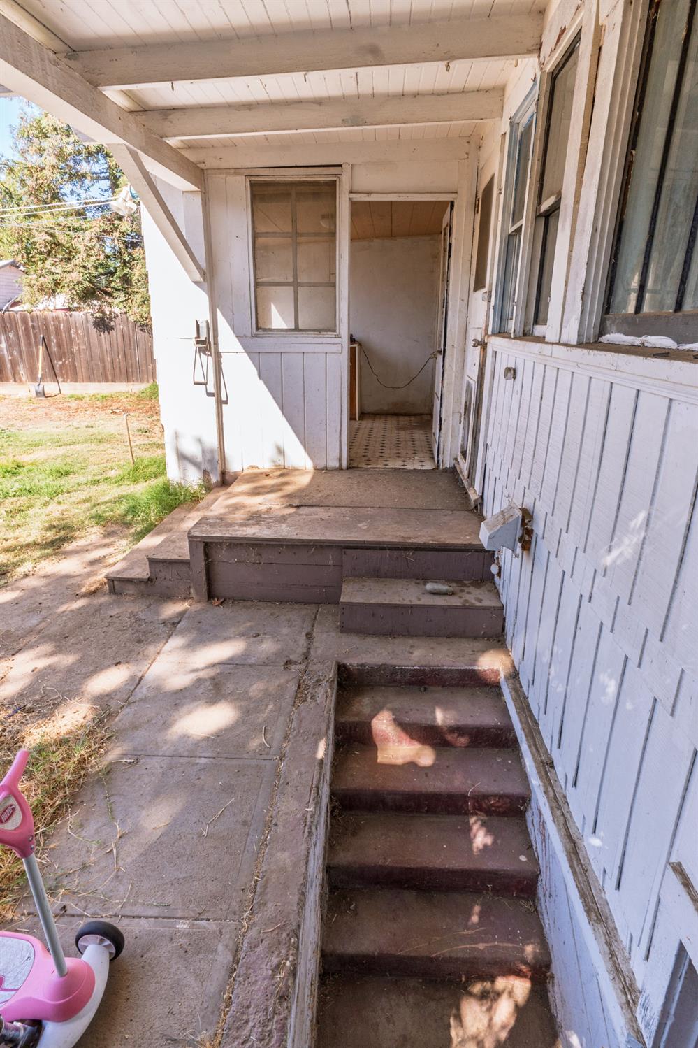 902 West 20th Street Merced, CA 95340 - Photo 30 of 48