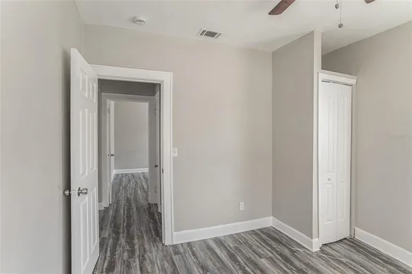 $2,300 | 708 East Broad Street, Tampa, FL 33604
