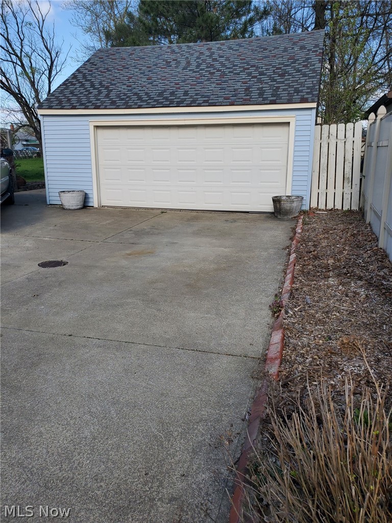 7297 York Road Parma, OH 44130 - Photo 11 of 13