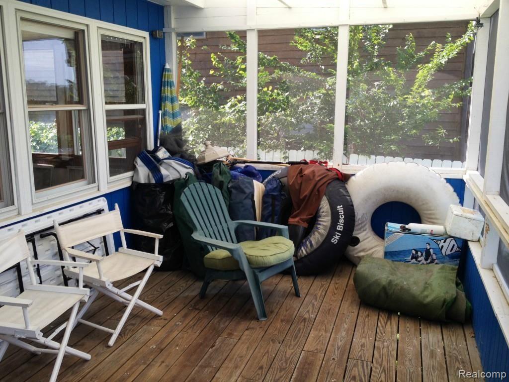 2531 Kingston Road Leonard, MI 48367 - Photo 7 of 8 Sun Room.jpg