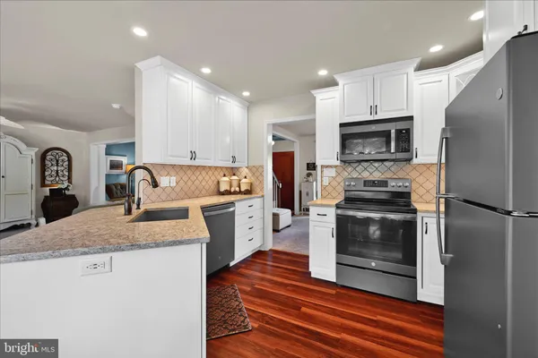 $549,900 | 1840 Krystle Drive, Lancaster, PA 17602