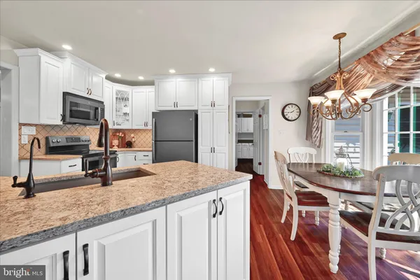$549,900 | 1840 Krystle Drive, Lancaster, PA 17602