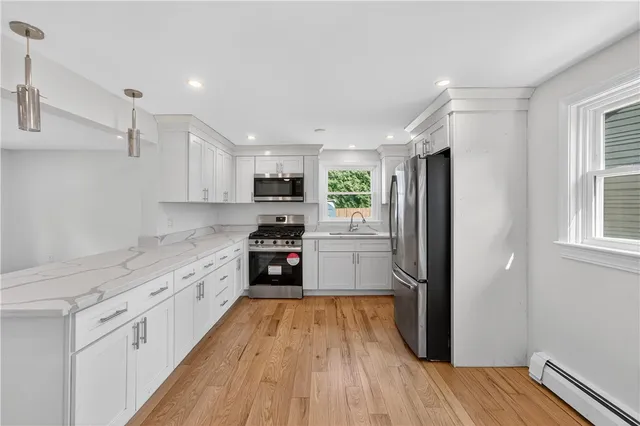 $1,199,999 | 31 Peach Avenue, Providence, RI 02906