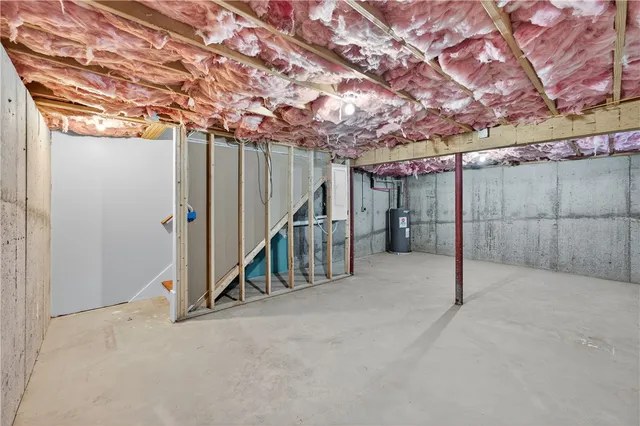 $1,199,999 | 31 Peach Avenue, Providence, RI 02906