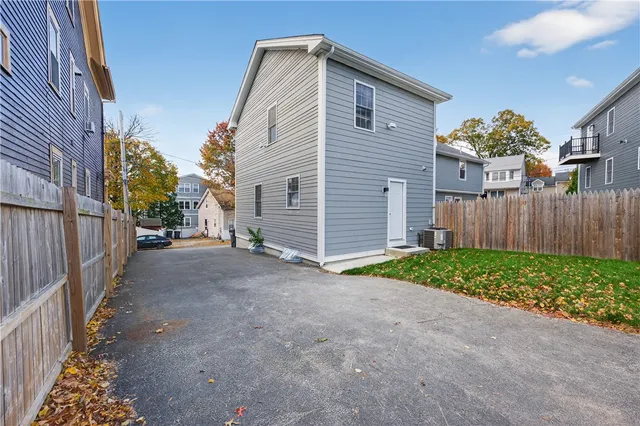 $1,199,999 | 31 Peach Avenue, Providence, RI 02906