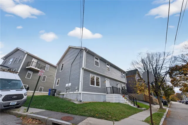 $1,199,999 | 31 Peach Avenue, Providence, RI 02906