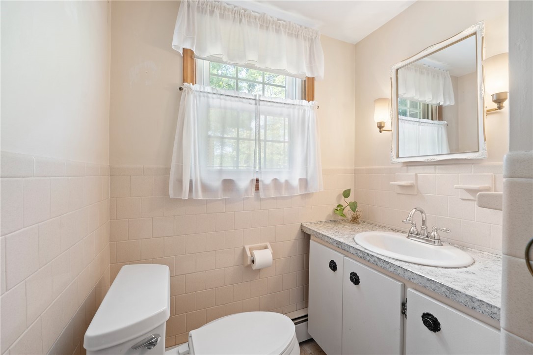 36 Cynthia Road Seekonk, MA 02771 - Photo 16 of 23