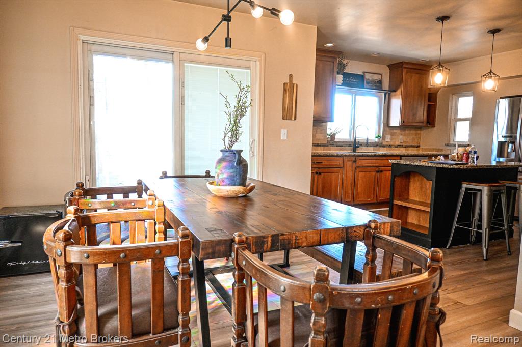 433 Dutch Mill Drive Flushing, MI 48433 - Photo 10 of 26