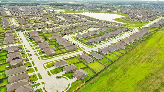 a view of an outdoor space