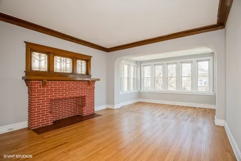 $2,100 | 4740 North Troy Street, Unit 1, Chicago, IL 60625