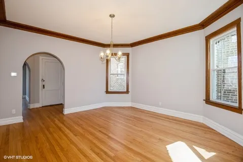 $2,100 | 4740 North Troy Street, Unit 1, Chicago, IL 60625