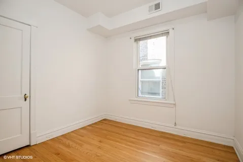 $2,100 | 4740 North Troy Street, Unit 1, Chicago, IL 60625