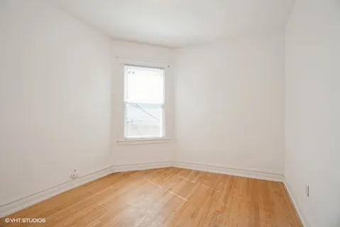 $2,100 | 4740 North Troy Street, Unit 1, Chicago, IL 60625