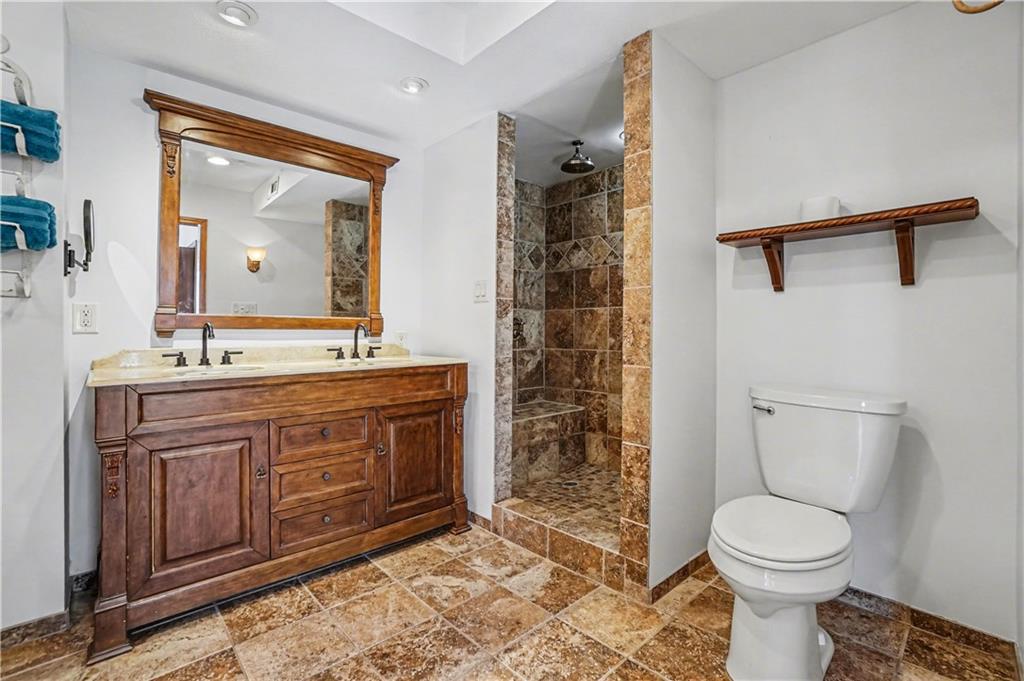 13319 Darlin Road Smithville, MO 64089 - Photo 20 of 48