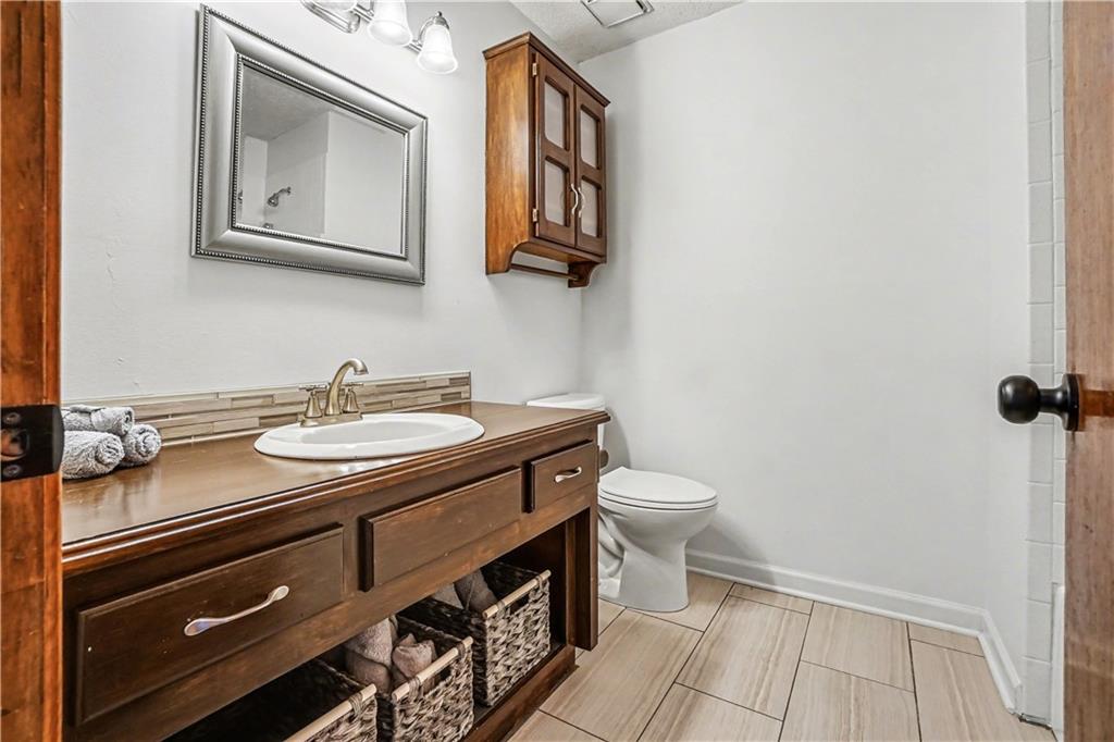 13319 Darlin Road Smithville, MO 64089 - Photo 23 of 48