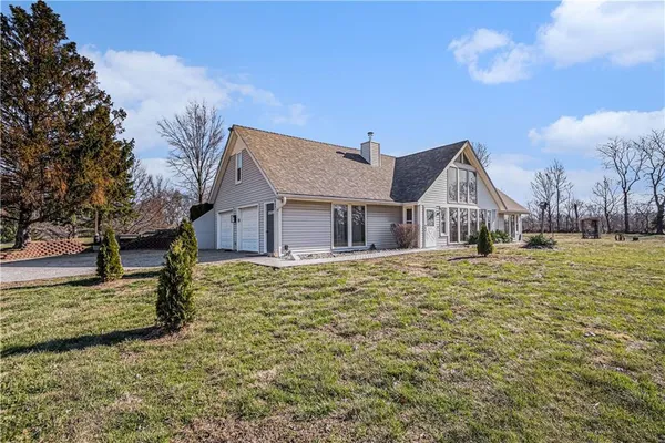 $545,000 | 13319 Darlin Road, Smithville, MO 64089