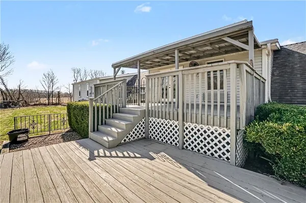 $545,000 | 13319 Darlin Road, Smithville, MO 64089