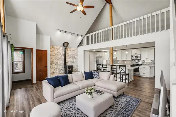 $545,000 | 13319 Darlin Road, Smithville, MO 64089