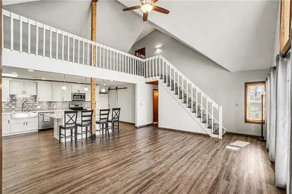$545,000 | 13319 Darlin Road, Smithville, MO 64089