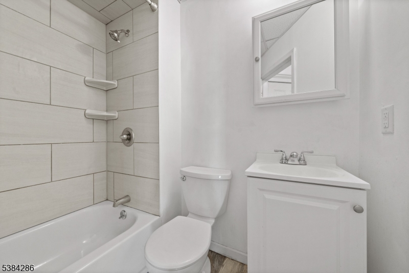 21 Walnut Street, Unit 2 Clifton, NJ 07013 - Photo 11 of 14