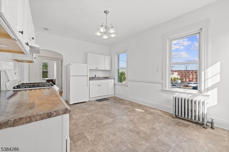 21 Walnut Street, Unit 2 Clifton, NJ 07013 - Photo 2 of 14