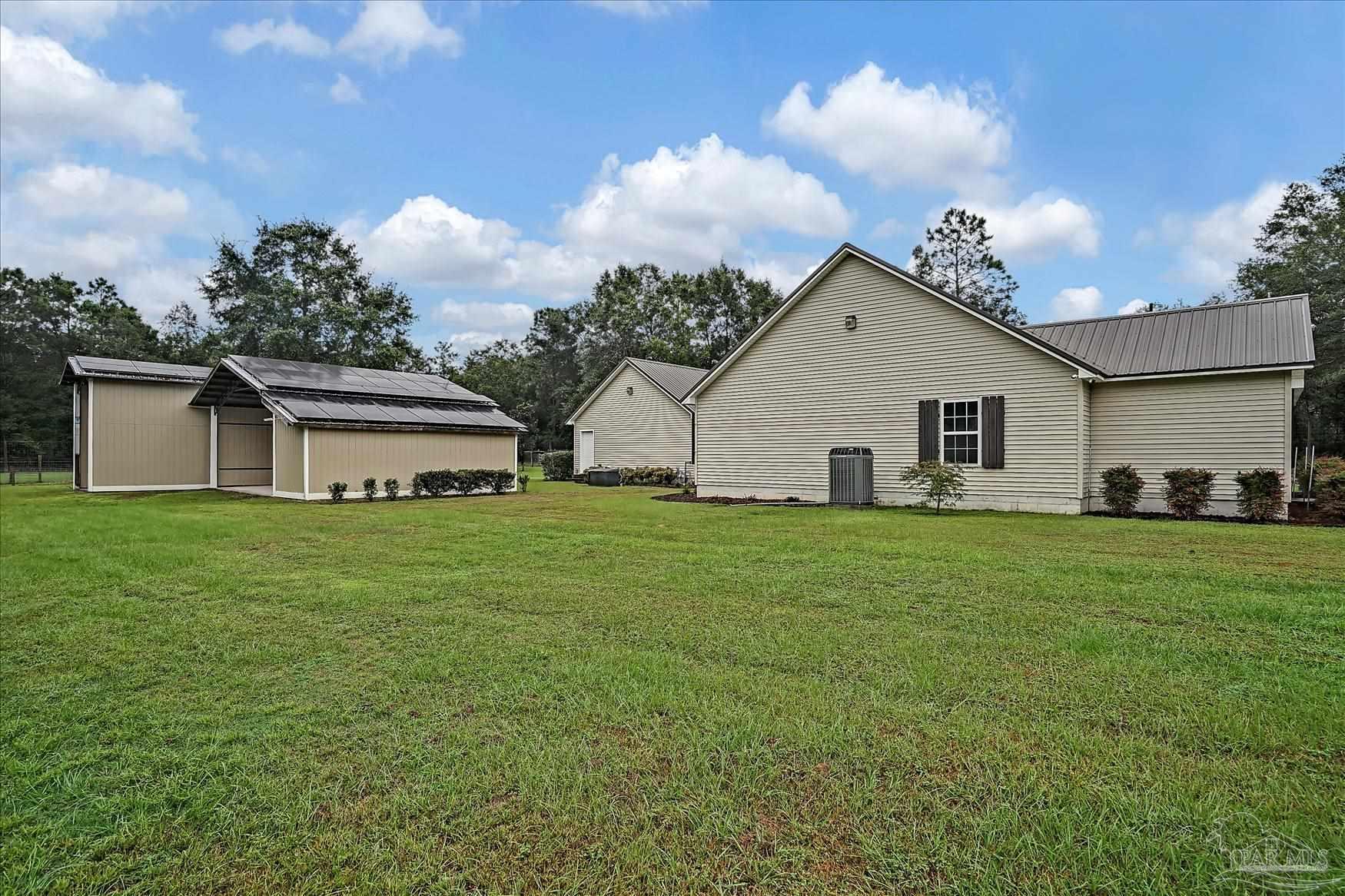 5988 Willard Norris Road Milton, FL 32570 - Photo 4 of 50 Gallery Image 4