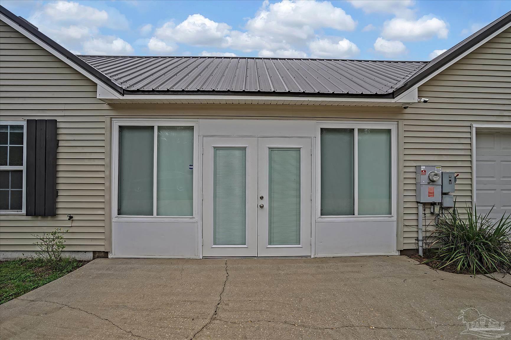 5988 Willard Norris Road Milton, FL 32570 - Photo 6 of 50 Gallery Image 6