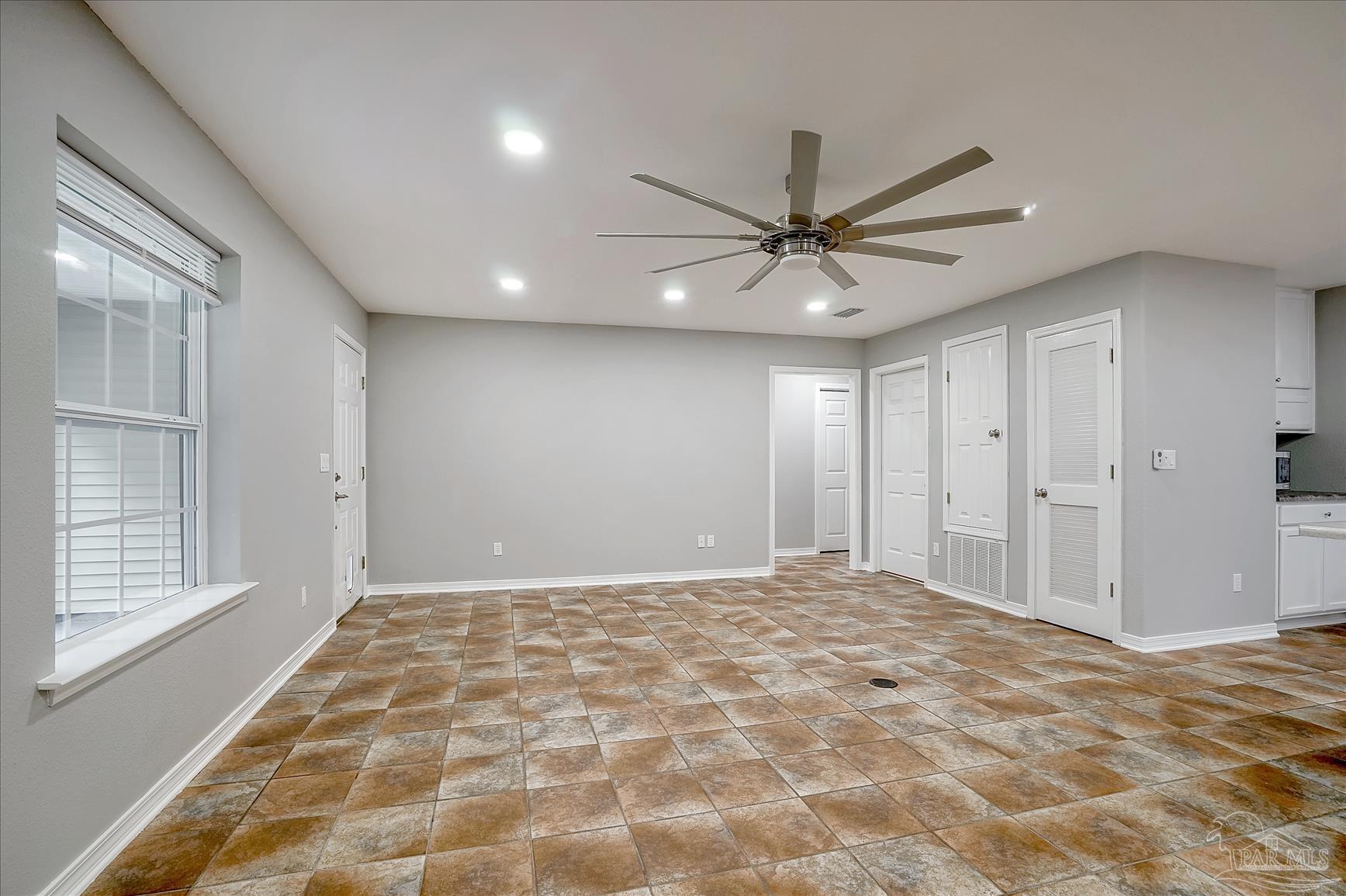 5988 Willard Norris Road Milton, FL 32570 - Photo 7 of 50 Gallery Image 7