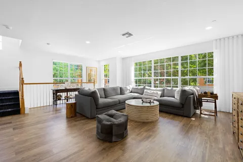 $1,300,000 | 5675 Northeast Trieste Way, Boca Raton, FL 33487