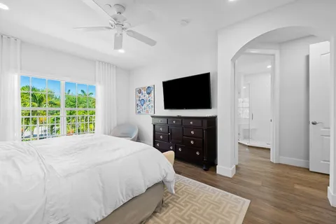 $1,300,000 | 5675 Northeast Trieste Way, Boca Raton, FL 33487