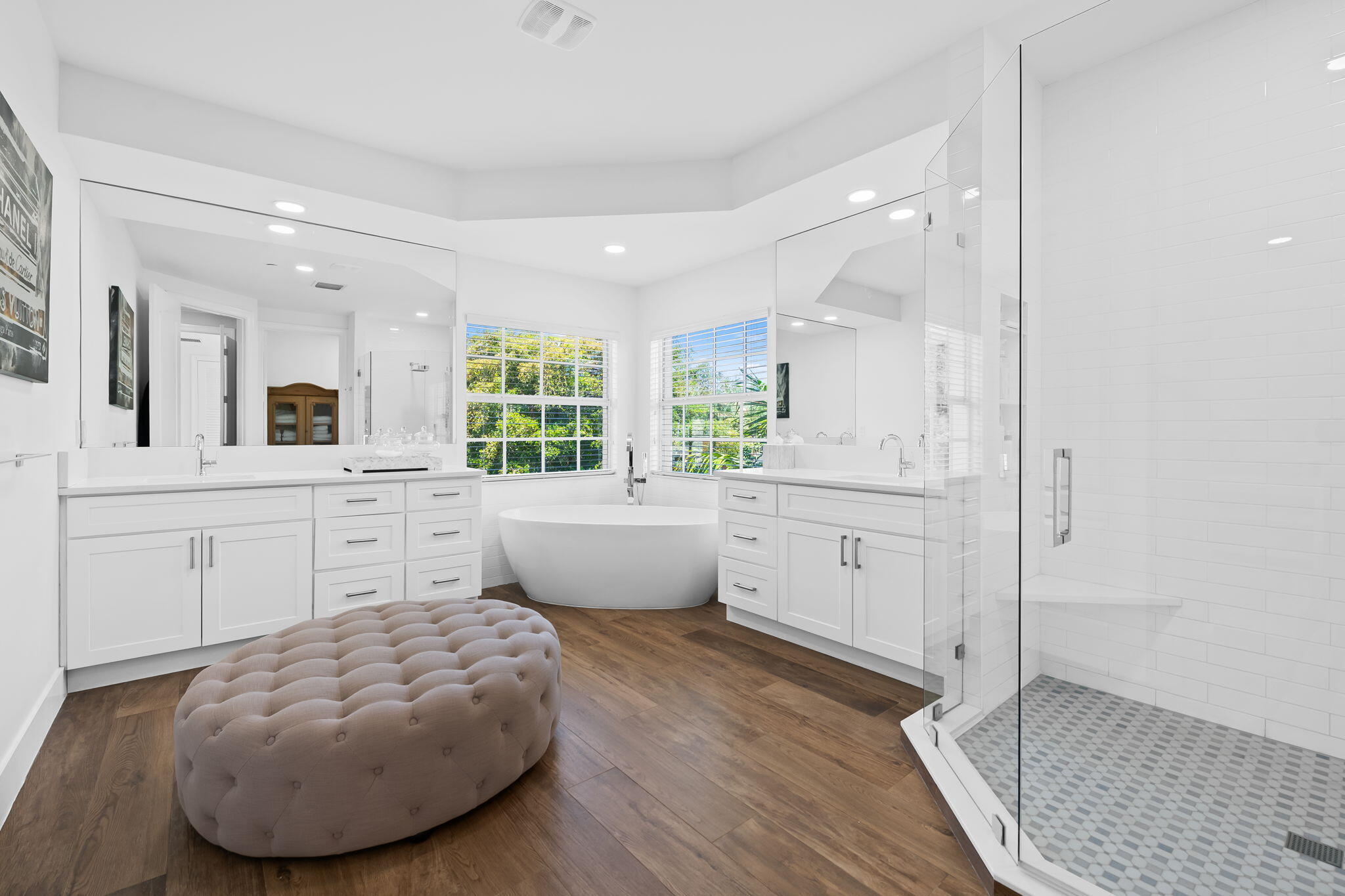 5675 Northeast Trieste Way Boca Raton, FL 33487 - Photo 22 of 37 Primary Bathroom