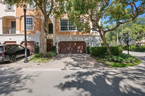 $1,300,000 | 5675 Northeast Trieste Way, Boca Raton, FL 33487