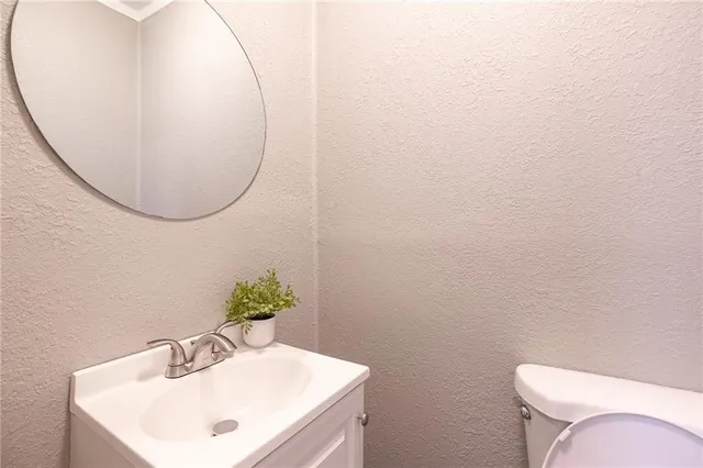 $199,900 | 5629 Highland Avenue, Kansas City, MO 64110