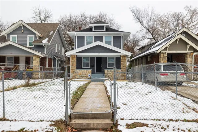 $199,900 | 5629 Highland Avenue, Kansas City, MO 64110