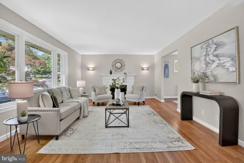 $950,000 | 3521 Glenmoor Drive, Chevy Chase, MD 20815