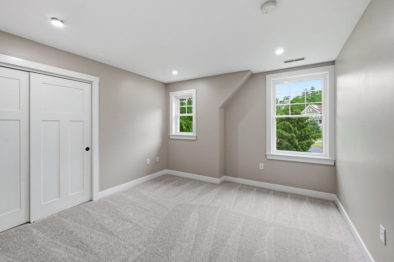 52 Tansy Avenue Stratham, NH 03885 - Photo 22 of 40