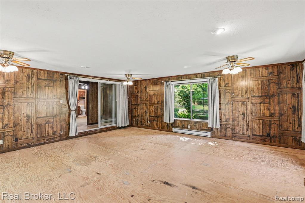7860 Rynn Road Avoca, MI 48006 - Photo 6 of 34