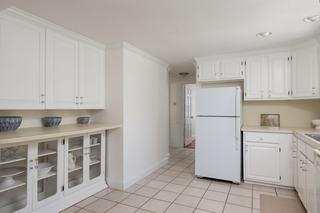 111 Lewis Road Yarmouth, MA 02673 - Photo 11 of 38