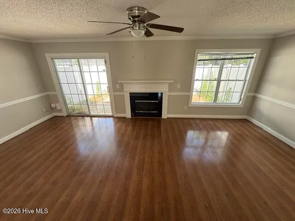 $1,500 | 4172 Dudleys Grant Drive, Unit B, Winterville, NC 28590