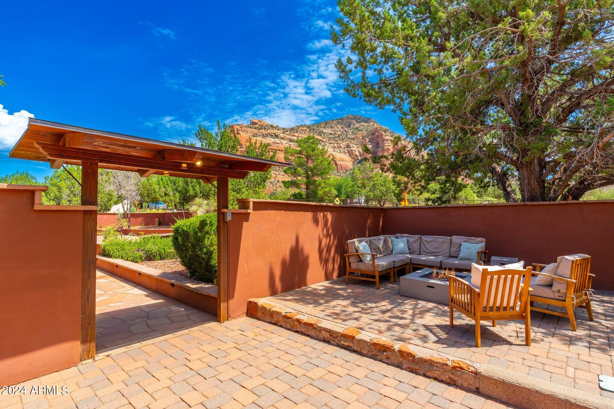 1275 Dry Creek Road Sedona, AZ 86336 - Photo 42 of 47 Side Patio