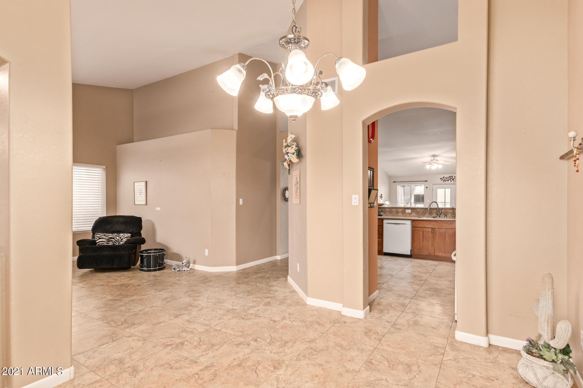 254 East Nunneley Road Gilbert, AZ 85296 - Photo 6 of 27 14 - Nunneley