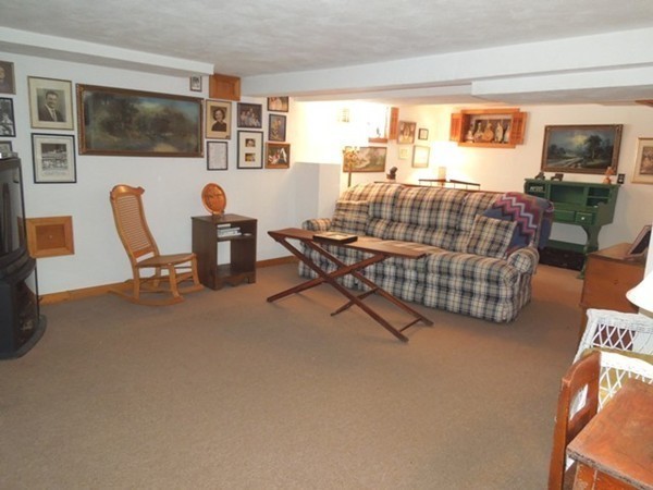 64 Franklin Road Longmeadow, MA 01106 - Photo 13 of 26