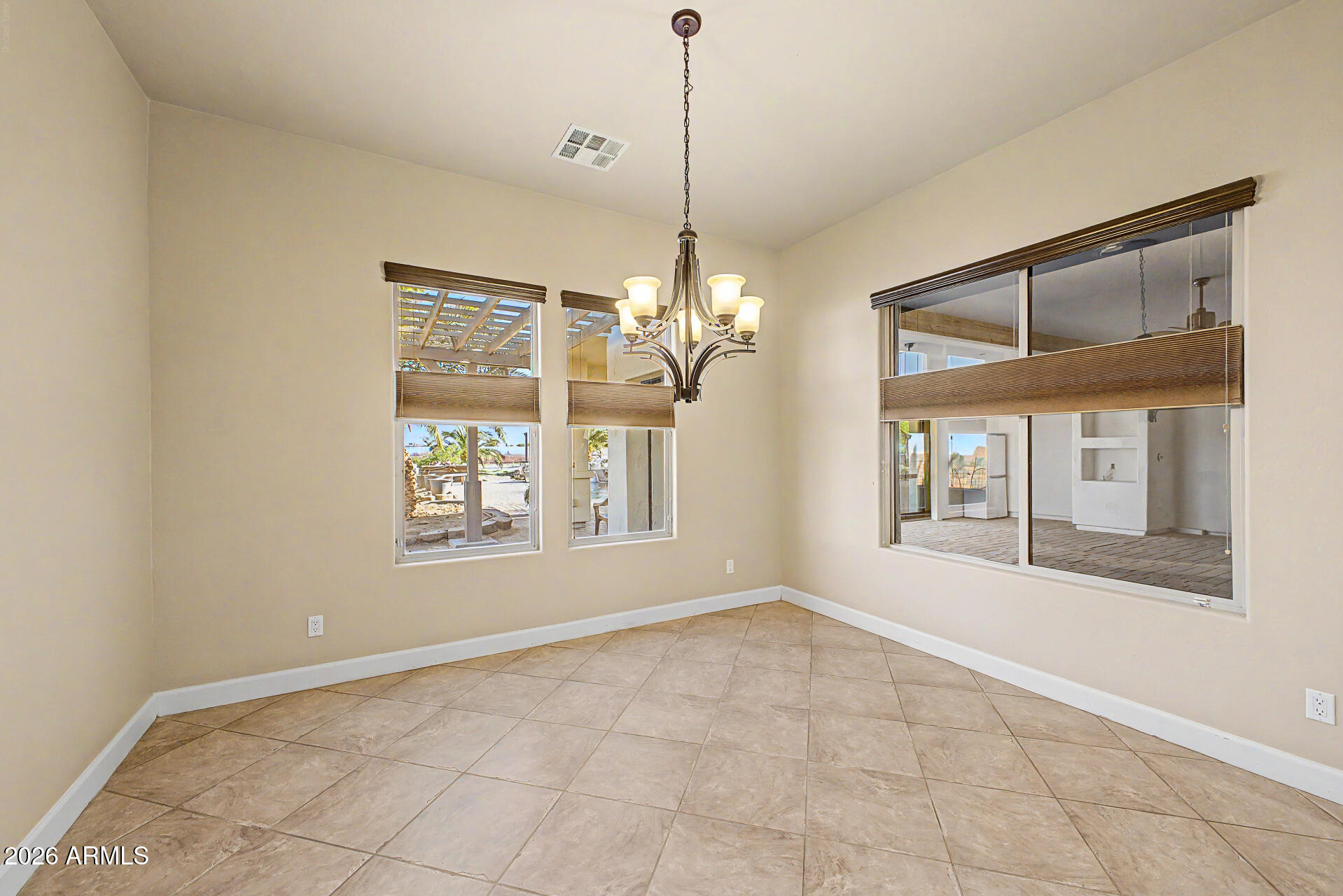 6705 West Fremont Road Laveen, AZ 85339 - Photo 20 of 88 Private kitchen dining room