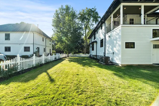 $1,375,000 | 415 North Haddow Avenue, Arlington Heights, IL 60004