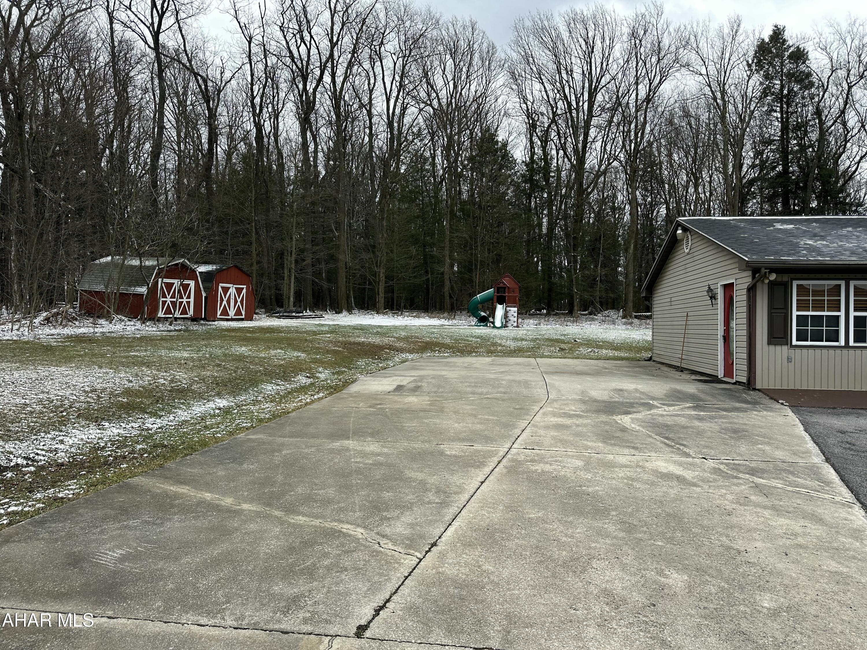 3445 Johnstown Road Duncansville, PA 16635 - Photo 32 of 36